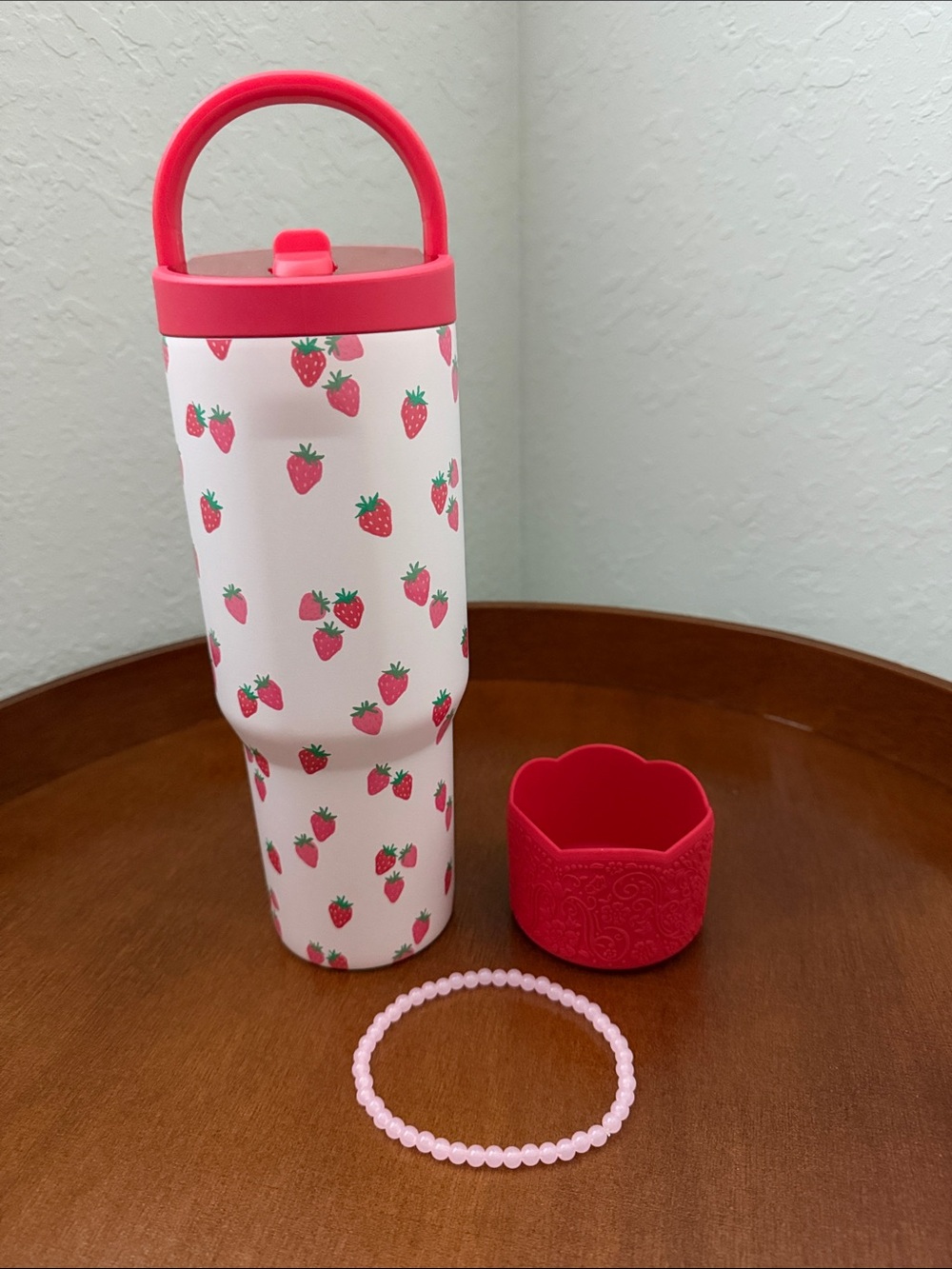EUC Hydrojug Berry Cute 32oz sport